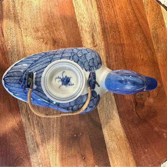 Vintage Blue and White Porcelain Handpainted Duck Teapot - Picture 4 of 9